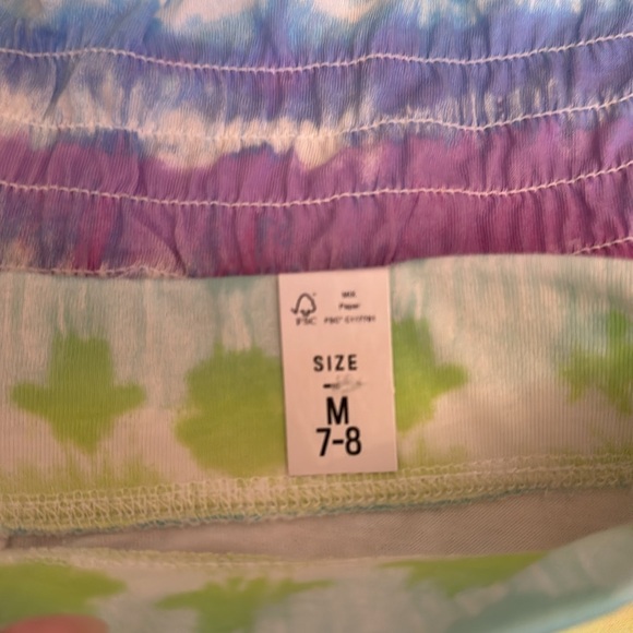 NWT Children’s Place 2 pieces Top and Skort - Picture 2 of 5